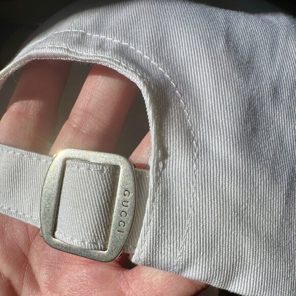 GUCCI Cotton Embroidered Logo Script Baseball Hat M Great White - Authentic - Picture 2 of 4